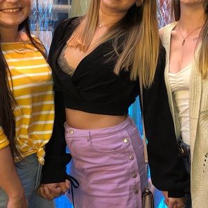 Black collared crop top